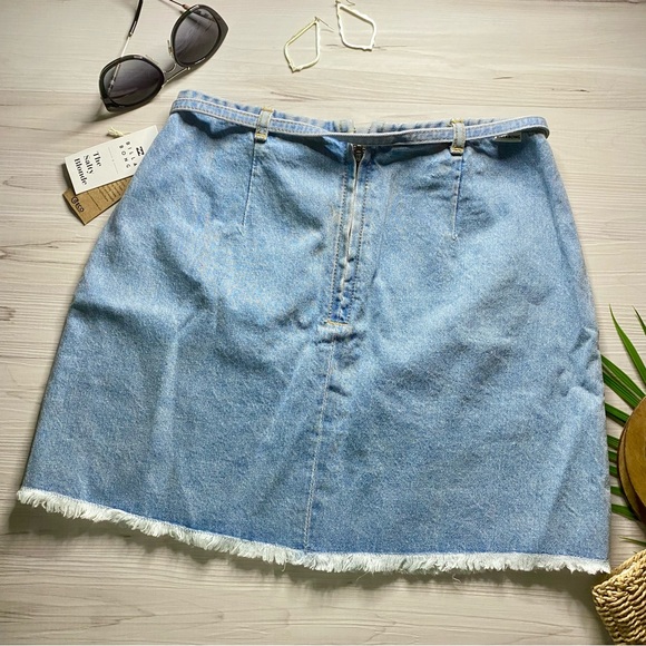 Billabong x Salty Blonde 🏝️ Denim Skirt - Picture 9 of 13